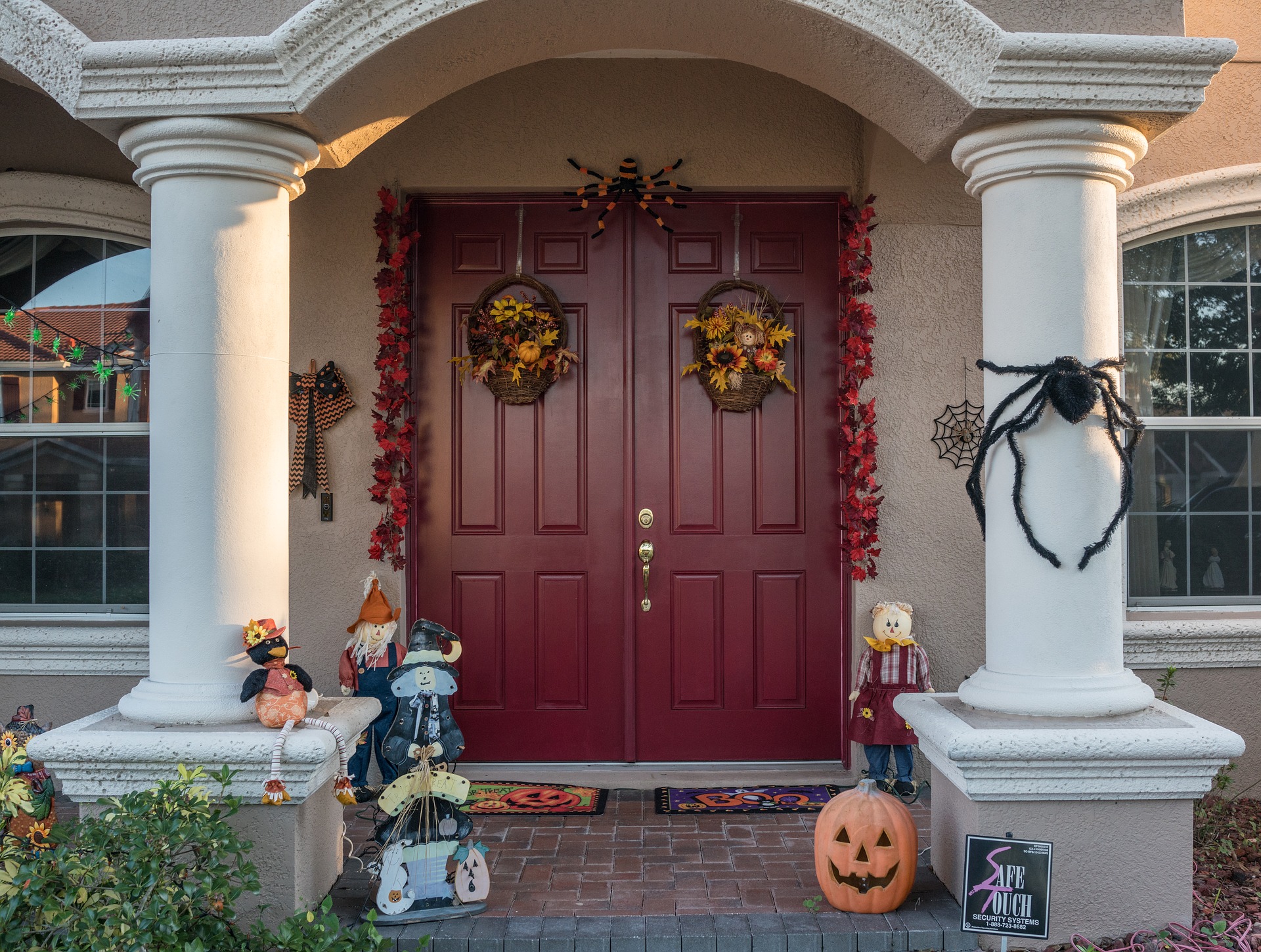 decorative-Halloween-red-entry-door-markham