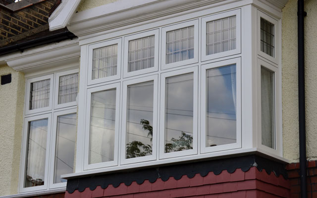 Bay Window Finish | BuyHomeBlinds