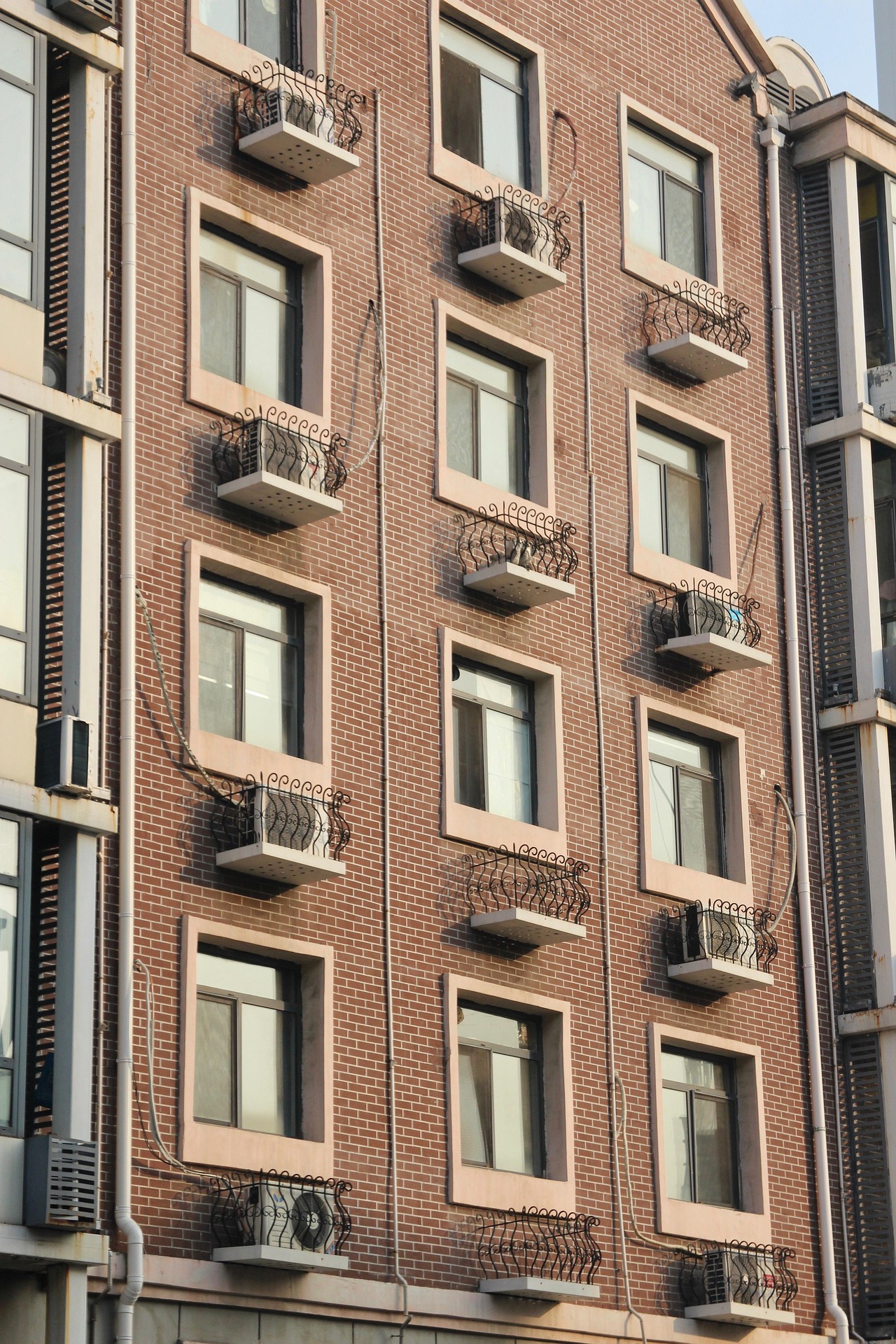 Egress Window Why a apartment should needed